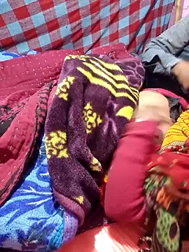 Snapshot of Sonabhabhi96 chatting on 12-22-25, 04:15 Sonabhabhi96 online show from 12-22-25, 04:15