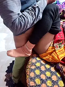 Snapshot of Sonabhabhi96 chatting on 01-05-26, 05:27 Sonabhabhi96 online show from 01-05-26, 05:27