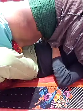 Snapshot of Sonabhabhi96 chatting on 02-23-26, 04:15 Sonabhabhi96 online show from 02-23-26, 04:15