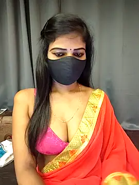 Misss-julli online show from 03-08-26, 11:52