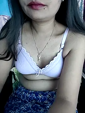 Snapshot of Vaani_Actress chatting on 11-26-25, 07:53 Vaani Actress online show from 11-26-25, 07:53