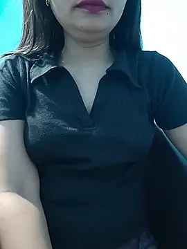 Snapshot of Vaani_Actress chatting on 07-16-26, 03:29 Vaani Actress online show from 07-16-26, 03:29