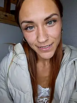 SlimBellaa online show from 09-30-25, 09:31