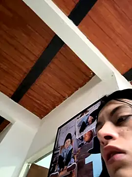 LiaCollings online show from 11-12-25, 12:38