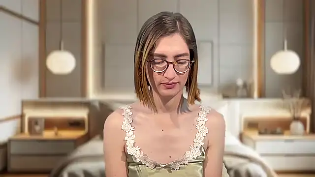 Snapshot of rousseblossom chatting on 12-14-25, 12:27 rousseblossom online show from 12-14-25, 12:27