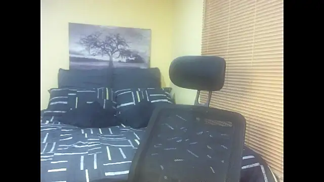 NawtyLisa online show from 10-25-25, 12:07