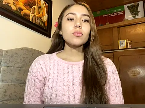 Snapshot of SweetMaddiee_ chatting on 09-20-25, 12:22 SweetMaddiee  online show from 09-20-25, 12:22