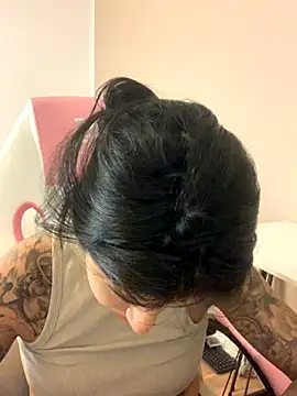 mrskarmaa online show from 11-08-25, 06:24