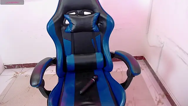 lycoris 19 online show from 04-27-26, 09:13