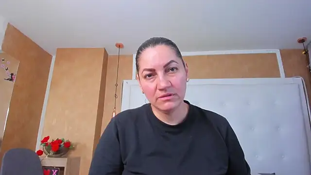 Heidy milf online show from 07-23-26, 07:56
