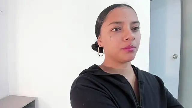 Angellit Afrodita  online show from 12-18-25, 11:05