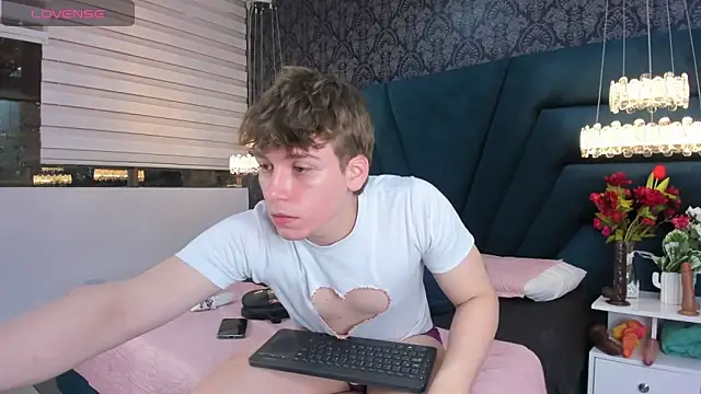 TaylerWhite online show from 02-20-26, 11:32