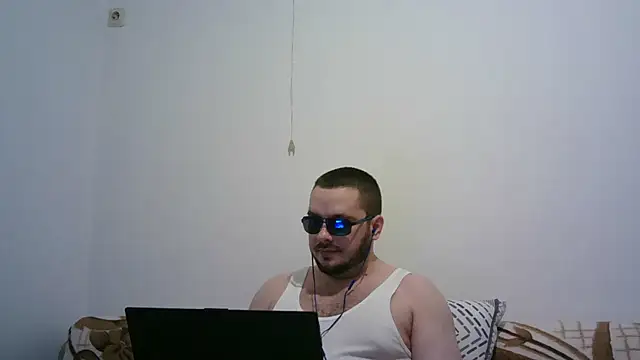 Black Scorpion91 online show from 05-27-26, 01:57