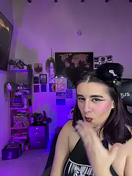 Snapshot of Lana_Herondale chatting on 05-15-26, 02:29 Lana Herondale online show from 05-15-26, 02:29