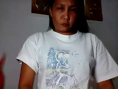 nhayasquirt online show from 11-25-25, 09:20