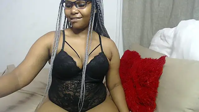 Snapshot of DarrkDeeva68 chatting on 10-21-25, 09:37 DarrkDeeva68 online show from 10-21-25, 09:37