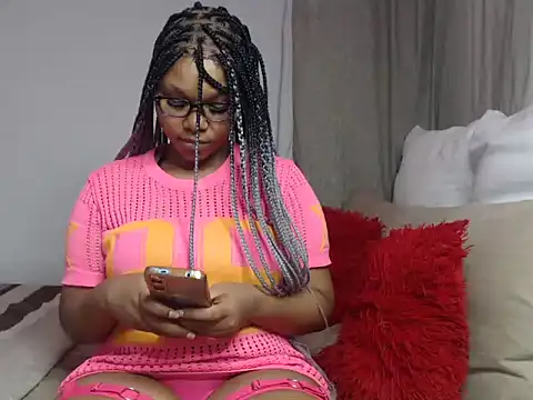 Snapshot of DarrkDeeva68 chatting on 10-27-25, 01:59 DarrkDeeva68 online show from 10-27-25, 01:59