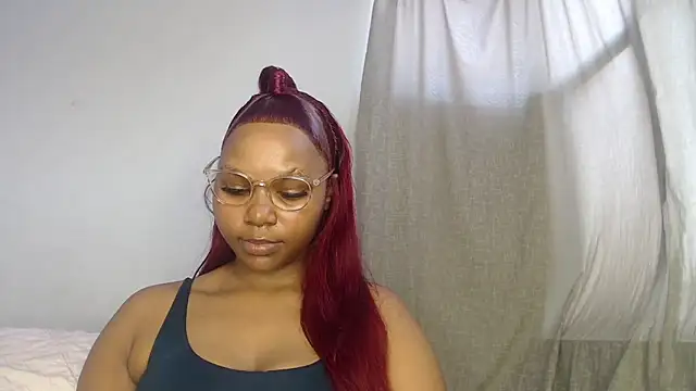 Snapshot of DarrkDeeva68 chatting on 12-05-25, 12:25 DarrkDeeva68 online show from 12-05-25, 12:25