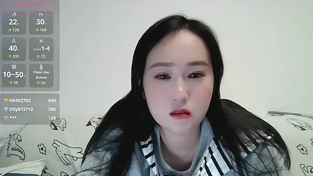 Snapshot of Belinda66 chatting on 10-22-25, 01:55 Belinda66 online show from 10-22-25, 01:55