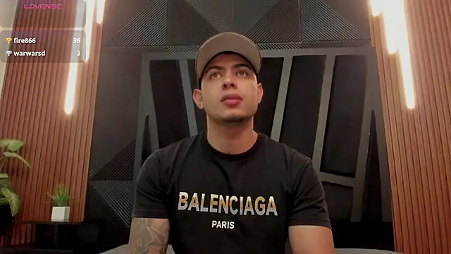 Snapshot of marco_garciia_ chatting on 10-08-25, 11:13 marco garciia online show from 10-08-25, 11:13