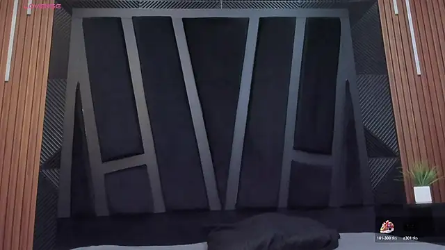 Snapshot of marco_garciia_ chatting on 11-15-25, 11:10 marco garciia online show from 11-15-25, 11:10