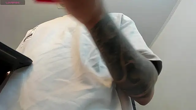 Snapshot of marco_garciia_ chatting on 12-01-25, 11:10 marco garciia online show from 12-01-25, 11:10