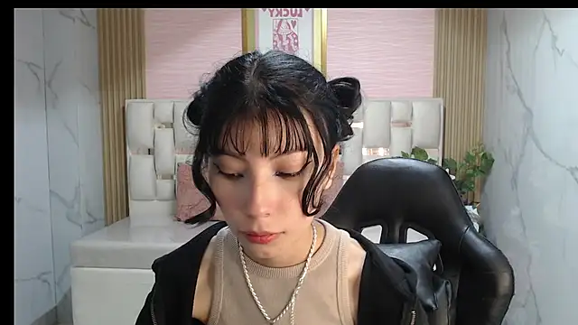 verana s online show from 10-17-25, 03:53