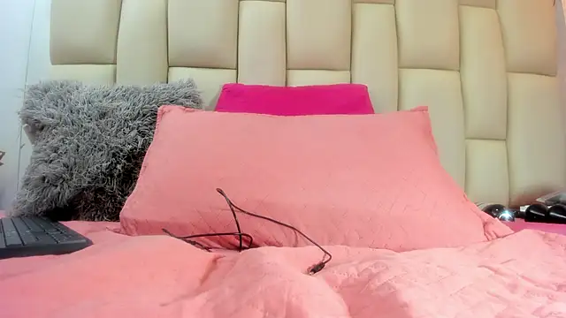 sweet amye online show from 03-06-26, 08:27