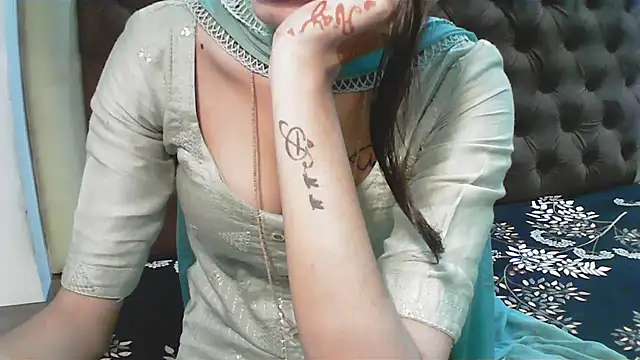 elize   online show from 10-10-25, 02:21