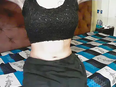 elize   online show from 11-01-25, 02:02