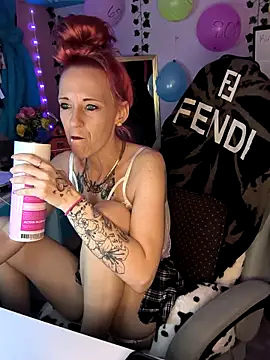 Purple2StayThnxx online show from 09-29-25, 04:06