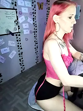 Purple2StayThnxx online show from 11-24-25, 06:18