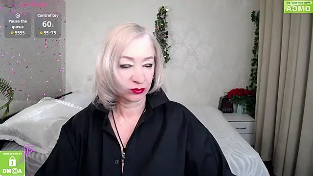 hunters woman online show from 04-22-26, 06:53