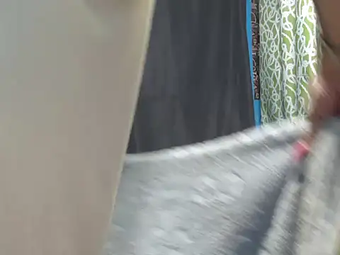 Snapshot of YourTopweng chatting on 12-05-25, 03:30 YourTopweng online show from 12-05-25, 03:30