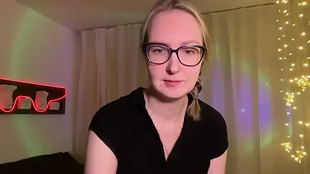 KiraxFate online show from 09-12-25, 05:57