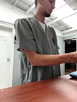 Exlifer online show from 04-20-26, 02:09