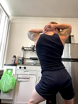 King Kev  online show from 09-30-25, 05:18