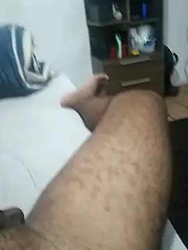 Snapshot of escorpionsd chatting on 10-13-25, 05:13 escorpionsd online show from 10-13-25, 05:13