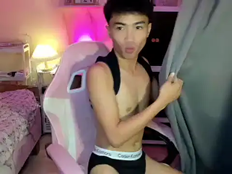 yourhotpinoy online show from 10-21-25, 10:49