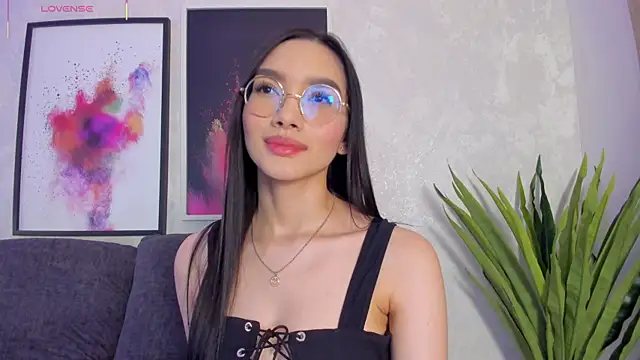 Keira Corleone online show from 11-17-25, 08:58