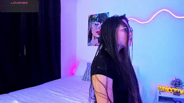 Snapshot of Dilan_and_Mia chatting on 09-11-25, 12:55 Dilan and Mia online show from 09-11-25, 12:55