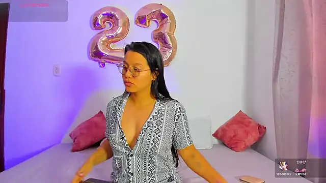 Dilan and Mia online show from 11-22-25, 11:53