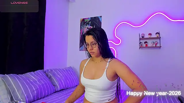 Snapshot of Dilan_and_Mia chatting on 01-15-26, 09:40 Dilan and Mia online show from 01-15-26, 09:40