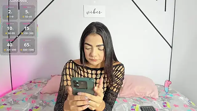 MiahCornell  online show from 11-15-25, 07:54