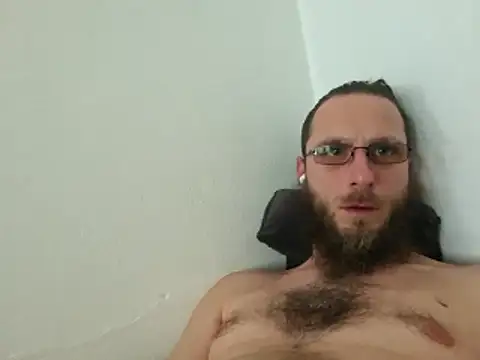 Matuschko online show from 04-19-26, 03:11