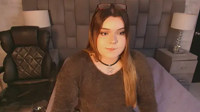 Maxxxine1 online show from 11-05-25, 06:02