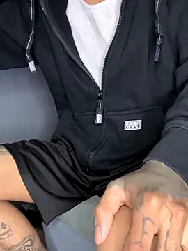 Snapshot of Osmarcito21 chatting on 09-20-25, 03:13 Osmarcito21 online show from 09-20-25, 03:13