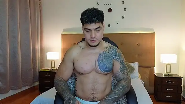 Steven Velez online show from 04-21-26, 01:18