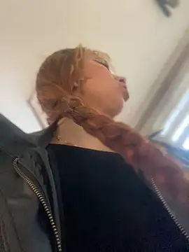 Sallem Pink online show from 11-21-25, 11:09