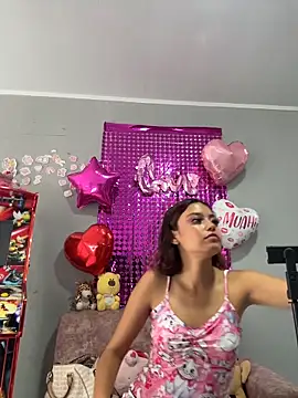 TamaraMera online show from 06-10-26, 07:46